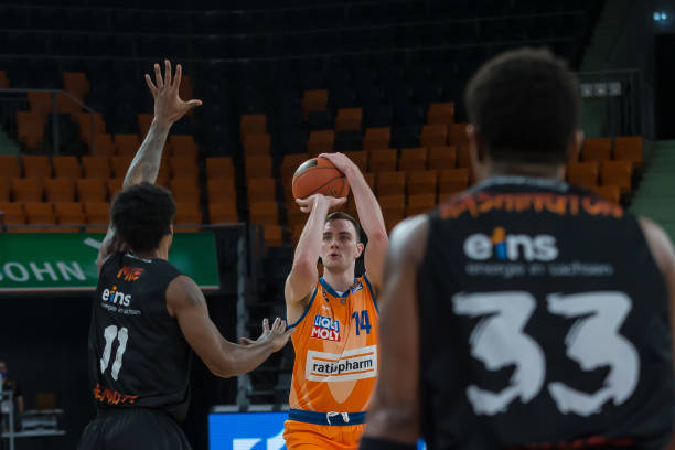 碑的双轮驱 碑的双轮驱