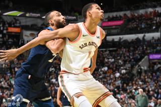 不在场的情 不在场的情