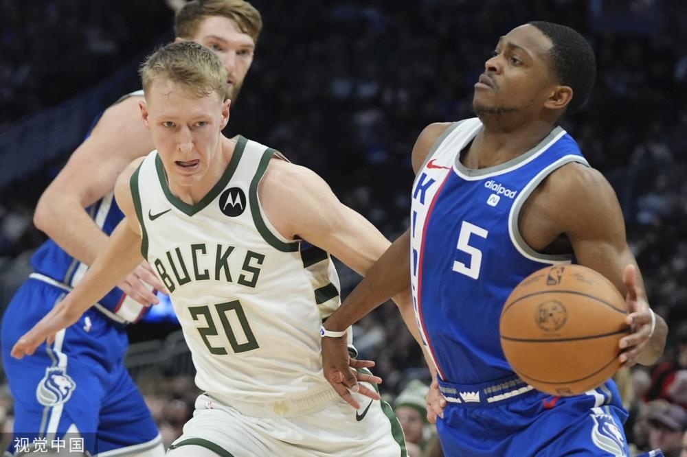 在与雄鹿的 在与雄鹿的