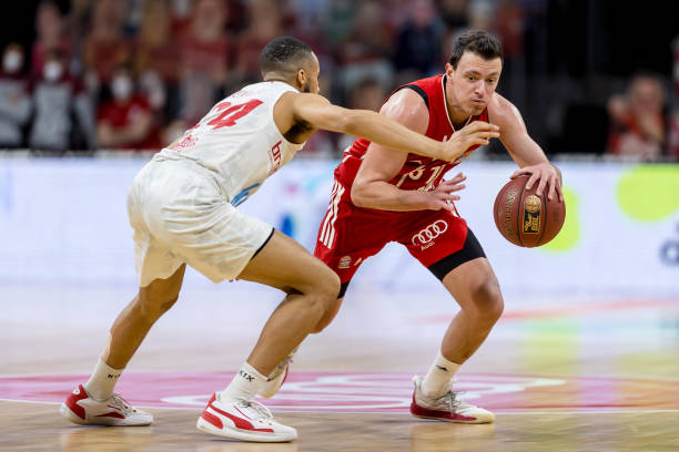 但拉菲尼亚 但拉菲尼亚